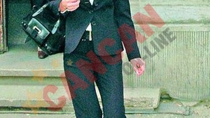 Nu vrea sa dea ochii cu barbatul caruia i-a distrus casnicia!