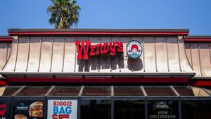 Ce salariu are un angajat Wendy's din România? A început recrutarea pentru primele locații din țară