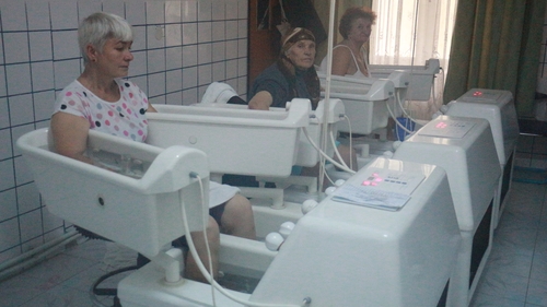 Locul miraculos din Iași, unde se tratează oameni din toată țara. După tratament, pacienții abia așteaptă să se întoarcă