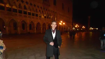 Din ciclul “cel mai tare din parcare”! Fraco Baronu’ de Timisoara ii da lectii lui Versace de Bucuresti