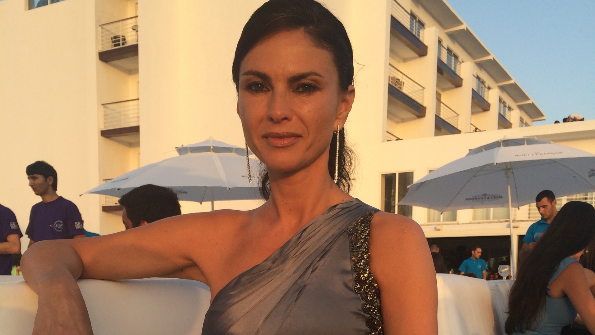 Drama prin care a trecut Ramona Bădescu! Bărbatul iubit a agresat-o fizic:“M-a lovit foarte mult fără nicio justificare, fără niciun sens”