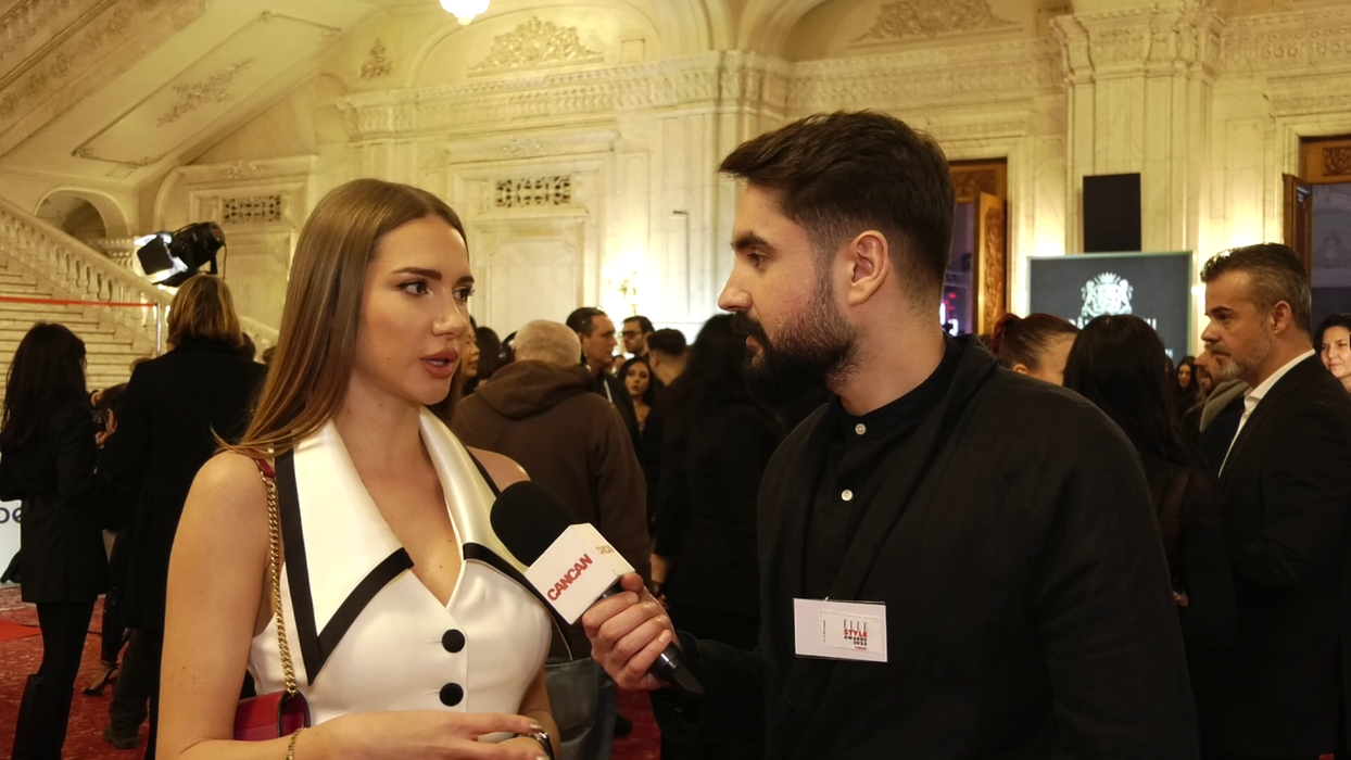 Otilia Bilionera, despre iubitul turc: "Măcar e mai tânăr decât mine cu șapte ani, deci poate fi modelat ușor!" (Foto: captură video)