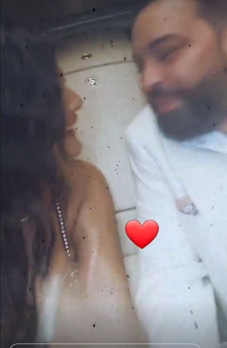 Marymar și Tzancă Uraganu se întrec în gesturi de tandrețe și săruturi pasionale cu Roxana Dobre și Florin Salam! Cum au fost surprinși toți la un restaurant din București