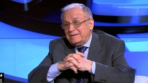 Ultimele imagini de paparazzi cu Ion Iliescu. Cum arată acum fostul președinte al României