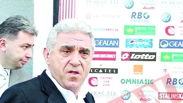 Giovani Becali da de pamant cu Dinamo