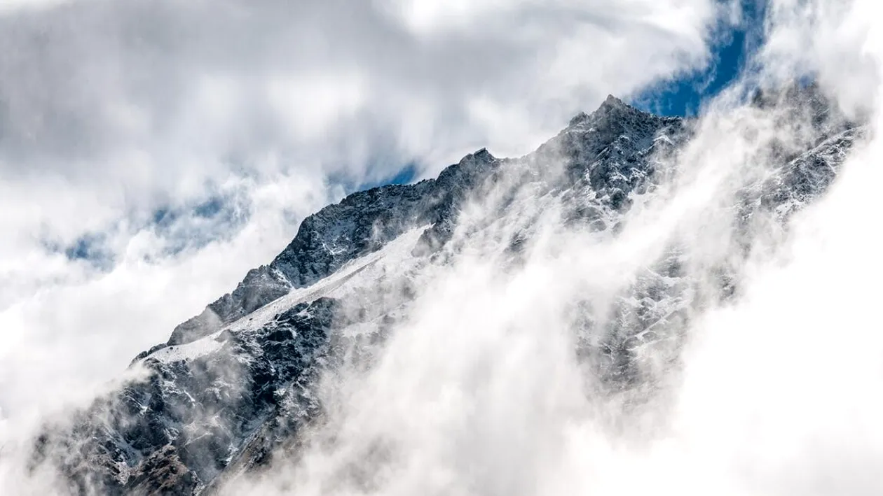 România, lovită de vortexul polar! Ciclonul mediteranean face ravagii: ce se întâmplă începând de vineri, 26 septembrie 2025