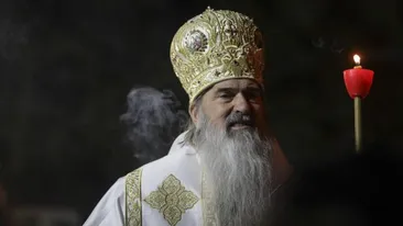 ÎPS Teodosie trimite preoții la peștera Sf. Andrei. Arhiepiscopia Tomisului anunță slujbe și în biserici, în ciuda restricțiilor