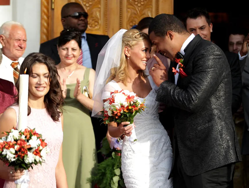 Imagini de la nunta lui Cabral cu Andreea Ibacka, din 2011. Gestul bizar făcut de vedeta Pro TV, după ce a ieșit din biserică