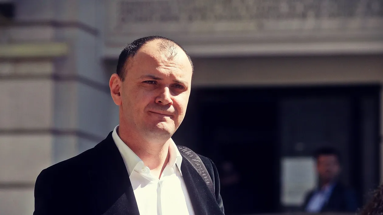 Sebastian Ghiţă a scos O BAIONETĂ la întâlnirea PRU cu unioniştii. Cu ce a mai ŞOCAT!