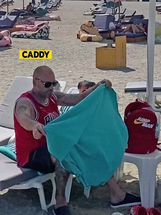 A popsit câteva ore împreună cu familia și câțiva prieteni apropiați / (Foto: CANCAN.RO)