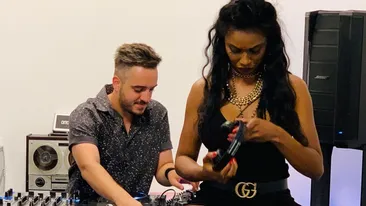 Laurette aruncă bomba! Ce carieră vrea să înceapă la 35 de ani