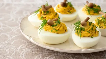 Ouă umplute. 3 rețete de ouă umplute gustoase