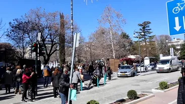 Un cutremur de 6 grade pe scara Richter s-a produs în Grecia. Oamenii au ieșit îngroziți pe străzi | VIDEO