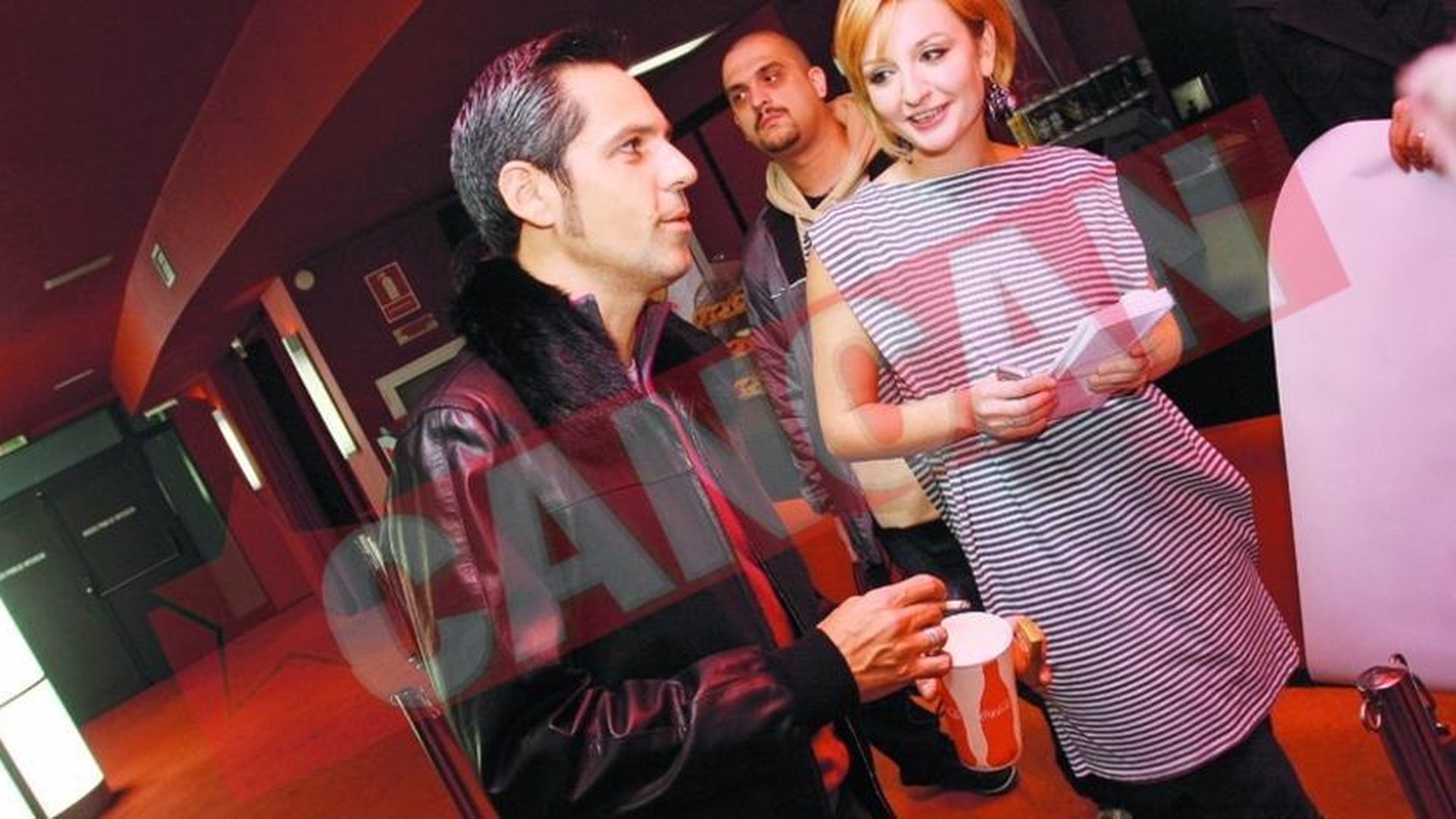 Sudeaza tigarile in locuri interzise