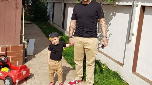 Cristi Mitrea a dezvăluit care e jocul preferat cu fiul său! Micuțul David radiază de fericire