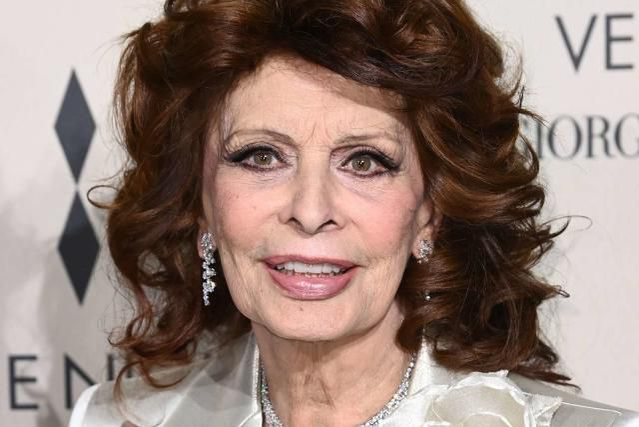 Sophia Loren într-o apariție publică. Sursa: Instagram