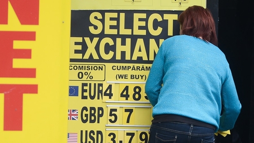 Curs valutar BNR 13 mai 2020. Zi de 13 cu ghinion. Surpriză: Câți lei costă 1 euro astăzi