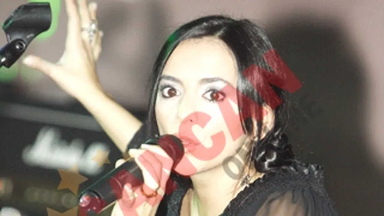 Analia Selis: Si acum imi este teama sa nu pierd sarcina, chiar daca mai sunt doua luni pana voi naste