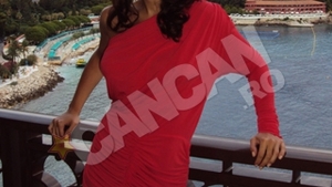 Raluca Lazarut a petrecut a treia vacanta pe Coasta de Azur! A vizitat Muzeul Parfumului de la Cannes!