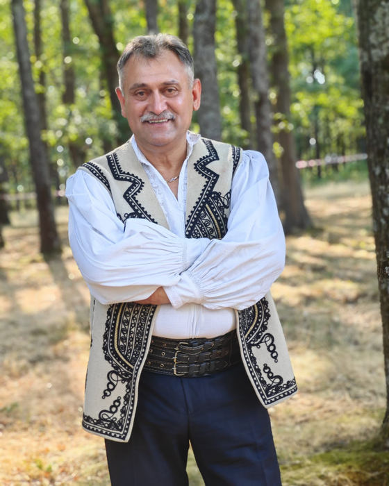 Ion Drăgan, înmormântat pe ritmuri de folclor! Colegii lui i-au adus un ultim omagiu copleșitor