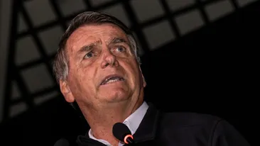 Fostul președinte a fost arestat la domiciliu. Ce acuzații i se aduc