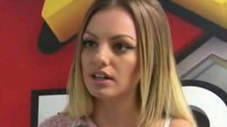 A tinut diete pana cand a lesinat si acum da sfaturi de frumusete. Vezi ce le recomanda Alexandra Stan femeilor care vor sa arate cat mai bine