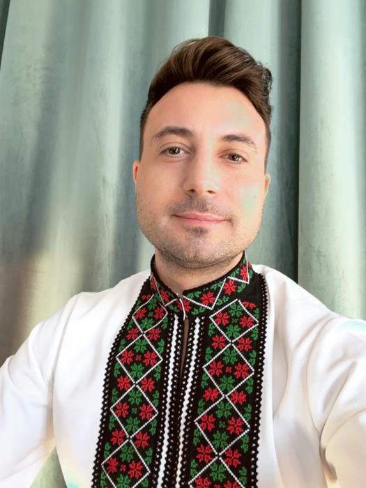 Cât costă să-l ai la nunta ta pe ex-ul Codruței Filip și ce condiții a pus. ”Negocierea” s-a purtat direct cu Valentin Sanfira: „Nu există, nu, nu, încheiem subiectul”