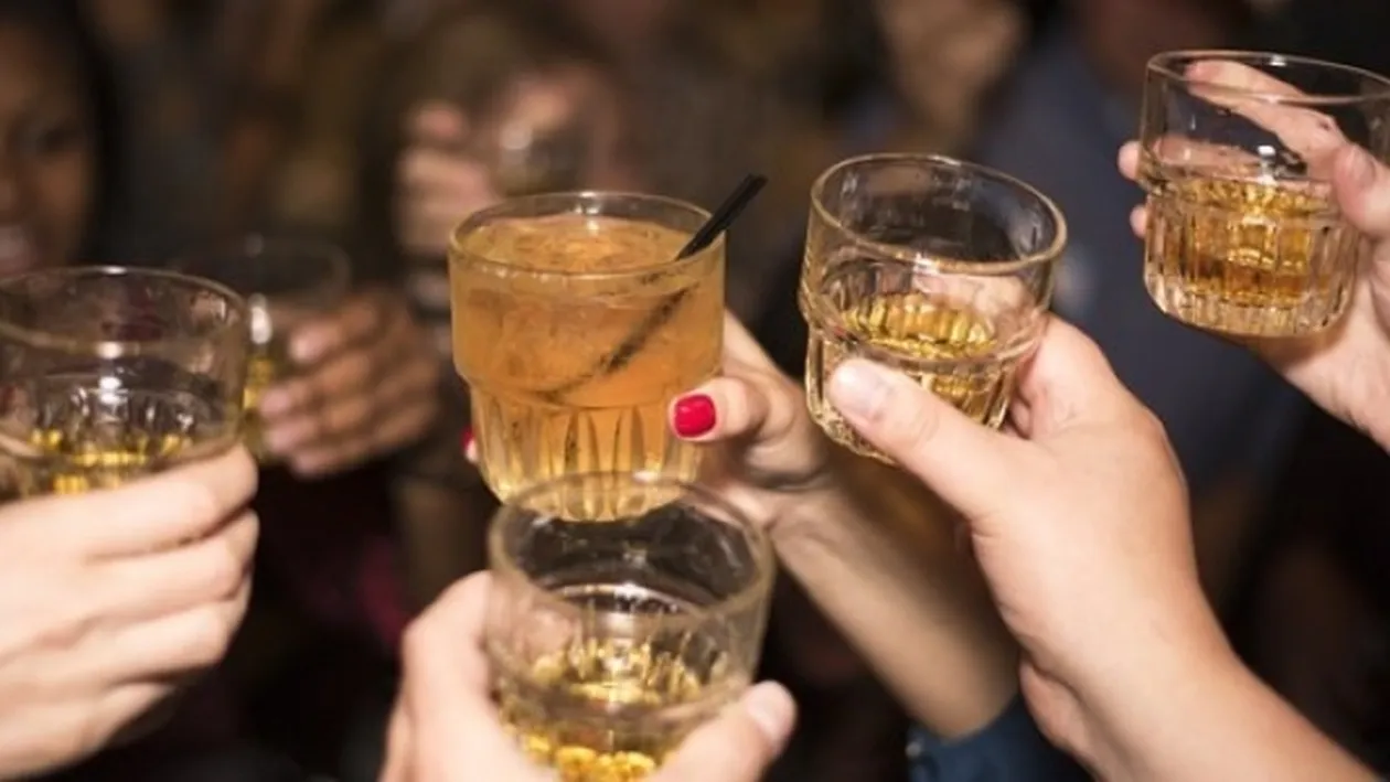 Lovitură! Prețul băuturilor alcoolice se dublează! Guvernul a confirmat