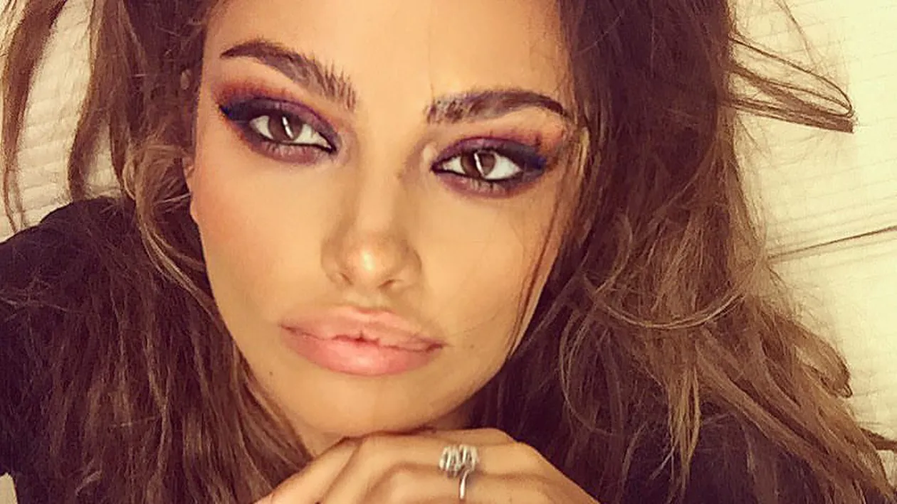 Mădălina Ghenea face praf o vedetă de la Antenă: Tu, draga mea! Ai oglindă acasă?''