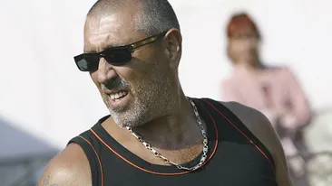 Serghei Mizil face show si cand nu este la televizor! Cum a fost filmat cand credea ca nimeni nu il vede