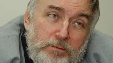 Lupta ca intre hiene pe averea lui Adrian Paunescu! Cum au muscat rudele din mostenire imediat dupa ce Maestrul a inchis ochii!