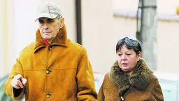 Iurie Darie si Anca Pandrea, condusi acasa de catelul lor invalid! Mai bine pe trei picioare decat pe trei carari