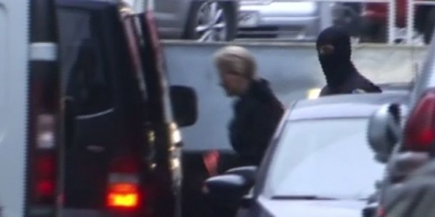 Sanda Ladoşi, audiată de DIICOT! Artista şi soţul ei au fost săltaţi de mascaţi