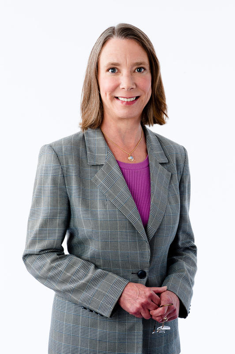 (042518 Boston, Ma) WBZ News Radio 1030 is deeply saddened by the passing of one of its veteran news reporters, Lana Jones. Lana died suddenly this morning, at the age of 62, at UMass Medical Center in Worcester. She was an outstanding journalist who will be severely missed by her colleagues and friends in the Boston media.
 Courtesy of WBZ Radio