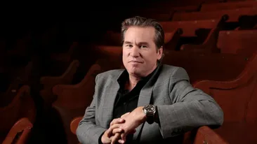 Val Kilmer revine pe marile ecrane, la un an de la moartea sa. Producătorii au folosit inteligența artificială pentru a-l include într-un nou film