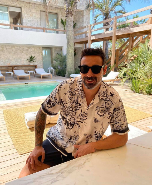 Starul de la PSG stă de două luni în Caraibe cu fotomodelul brazilian care s-a iubit cu Horia Tecău