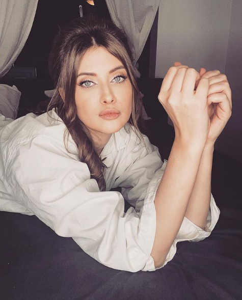 Iulia Albu este însărcinată? Postarea care spune multe: ”Felicitări, să fiți sănătoși!”