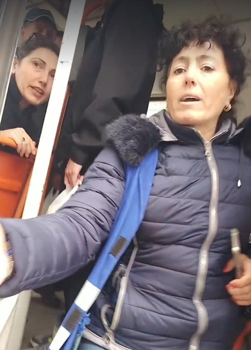 Imagini scandaloase în București! Cabral a răbufnit când a văzut cum e agresat un tânăr de controlori: „Bă, te bat aici! Băga-mi-aș…”