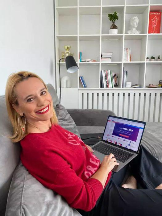 Cum arată vila de pe malul lacului Snagov pe care o deține Andreea Esca. Așa a decorat-o știrista de la PRO TV