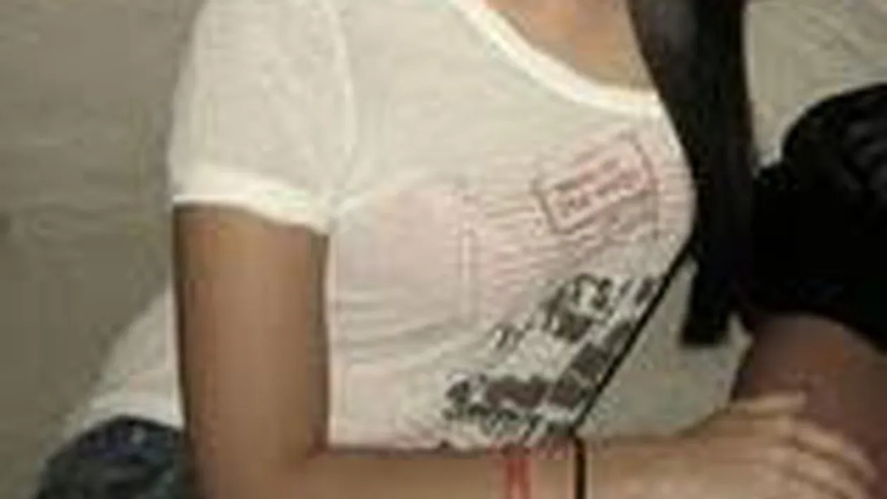 Spunea ca e majora si ca locuia in alt oras! Oana, eleva violata de la Jean Monnet, cauta barbati pe site-urile din Belgia!