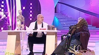De la femeia sexy la baba surda! Vezi ce vedeta a fost greu de recunoscut!