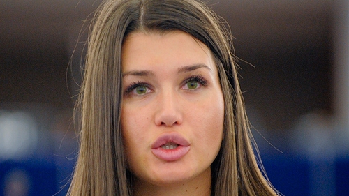Elena Basescu a nascut! Presedintele Romaniei e in extaz! A devenit pentru prima data bunic