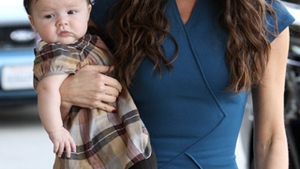 Victoria a transformat-o pe Harper intr-o versiune "mini" a sa! Vezi aici care au fost cele mai elegante tinute ale bebelusei Beckham-ilor
