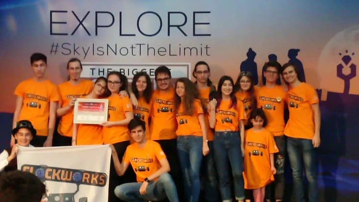 Clockworks, povestea adolescenților pasionați de robotică!