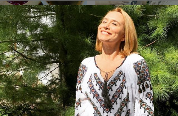 Andreea Esca, poză de colecție din liceu: ”Ești cea cu gura până la urechi!”