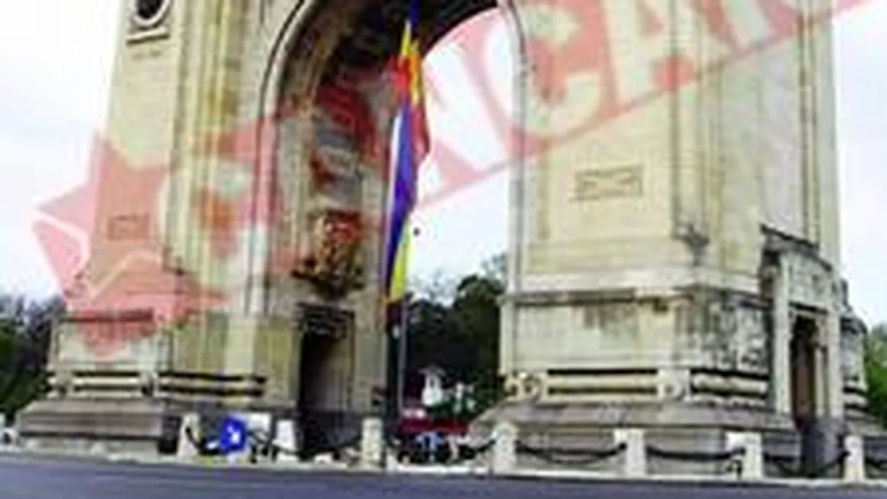 Expozitie de fotografii si exercitii militare, la Arcul de Triumf