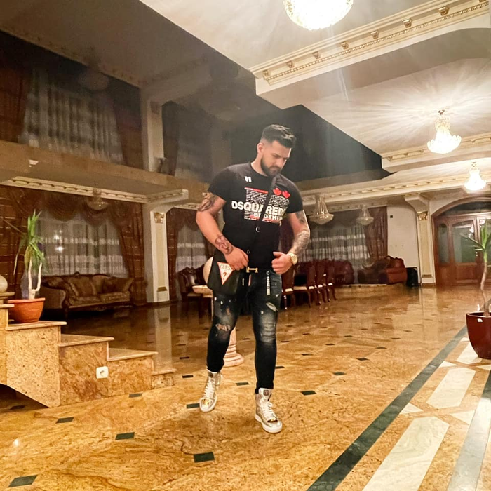 ”Șeicul”, răsfățatul clanului Brătianu, vacanță de lux la Dubai alături de iubită! GALERIE FOTO