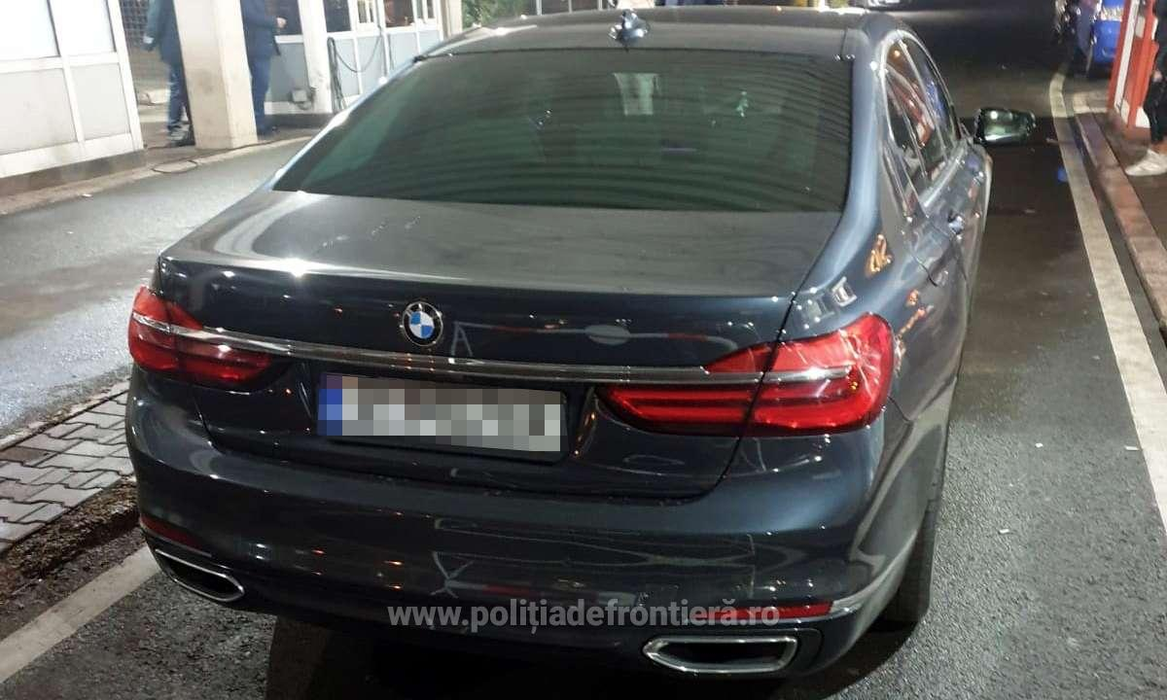 A vrut să scoată din țară un BMW Seria 7, dar a rămas fără mașină. Ce au descoperit polițiștii de frontieră de la vama Giurgiu
