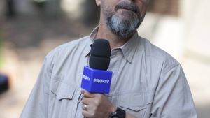 Vedeta PRO TV, în doliu! Și-a pierdut și tatăl, la doar 4 luni și jumătate după ce mama lui s-a stins din viață