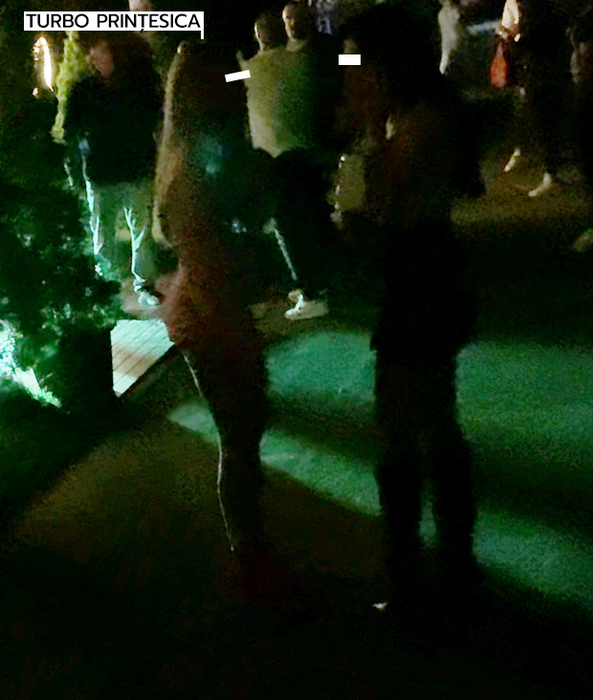 Turbo Prințesica și prietenele ei nu au putut intra în club, așa că au găsit un alt loc de distracție